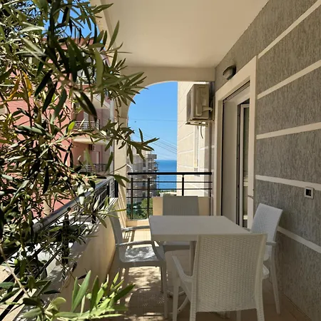 Apartment Horizon